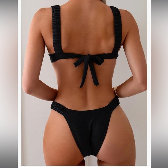 MakeMeChic Women's 2 Piece Bathing Suit Underwire High Cut Bikini Set Swimsuit - Picture 5 of 5